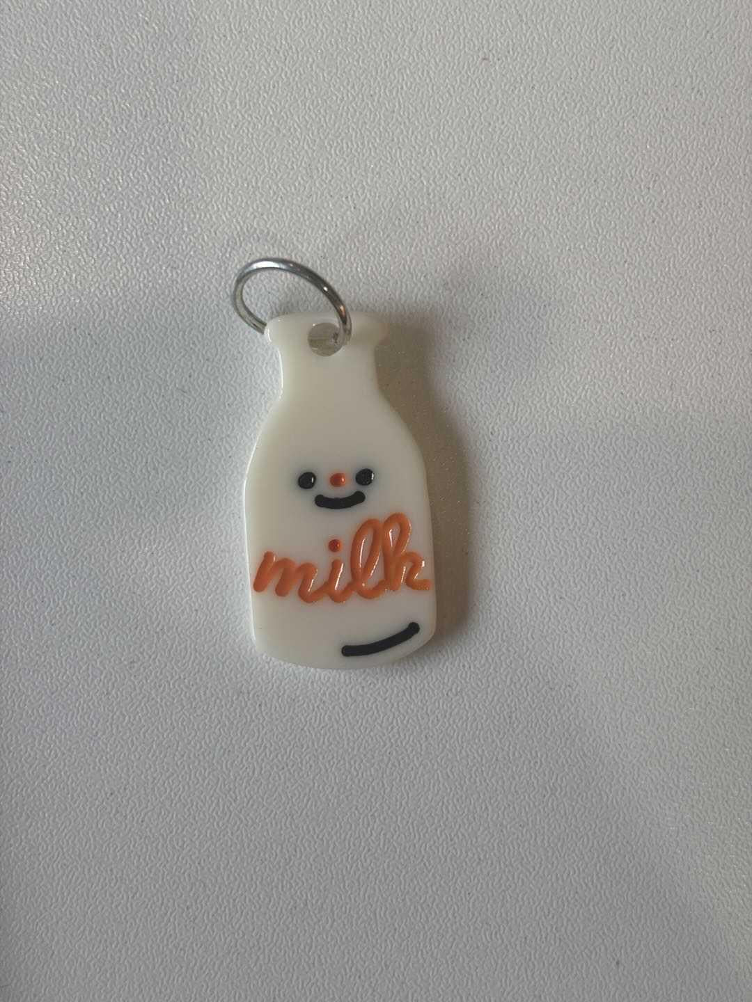 Tagtail Milk Bottle (TTS041) original catalogue photograph
